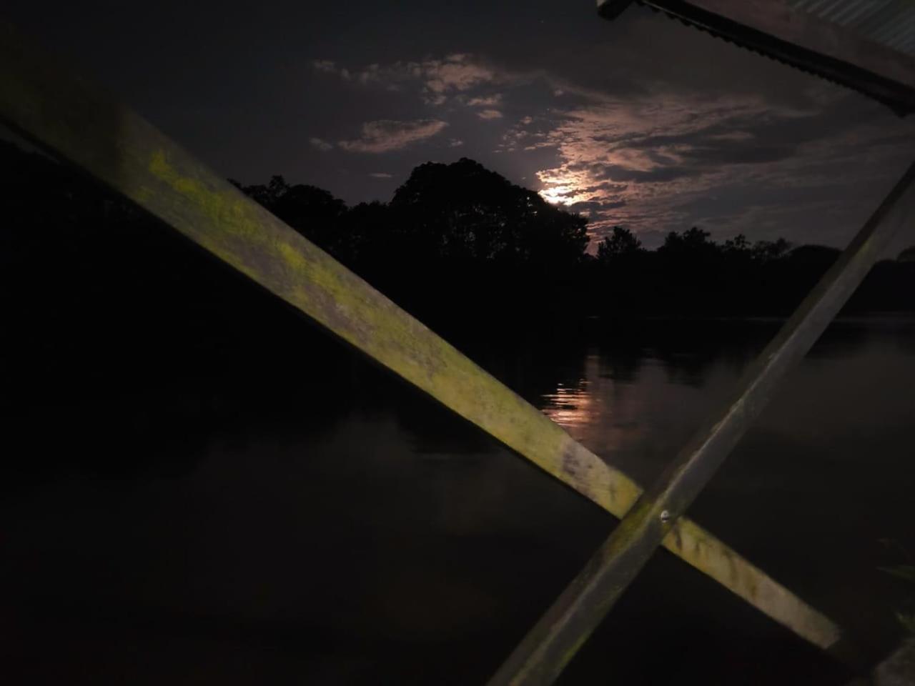 Cabana Flotante Kurupira 레티시아 외부 사진