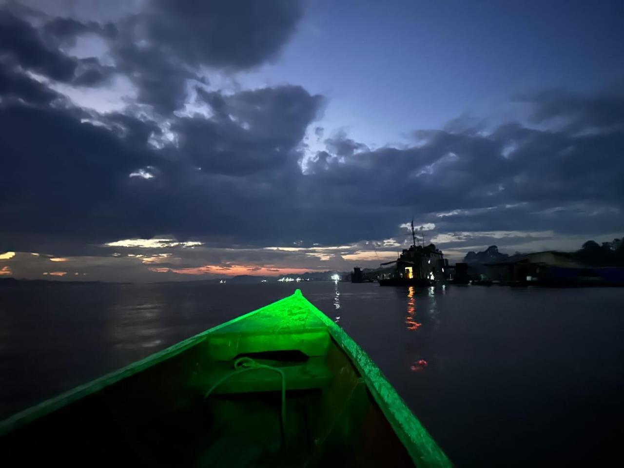 Cabana Flotante Kurupira 레티시아 외부 사진