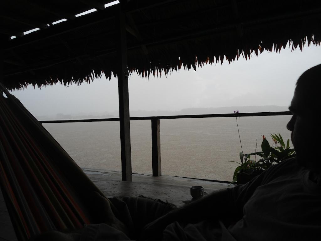 Cabana Flotante Kurupira 레티시아 외부 사진