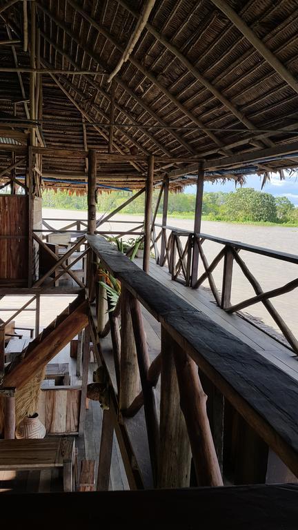 Cabana Flotante Kurupira 레티시아 외부 사진